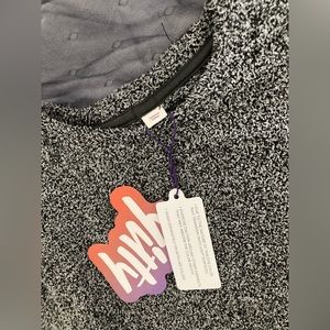 Yitty|Fabletics Pet Me Crewneck Crop Top in Stardust